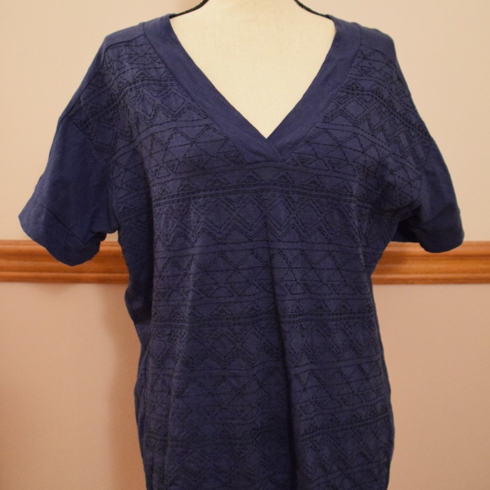 Short Sleeve V-Neck Tee